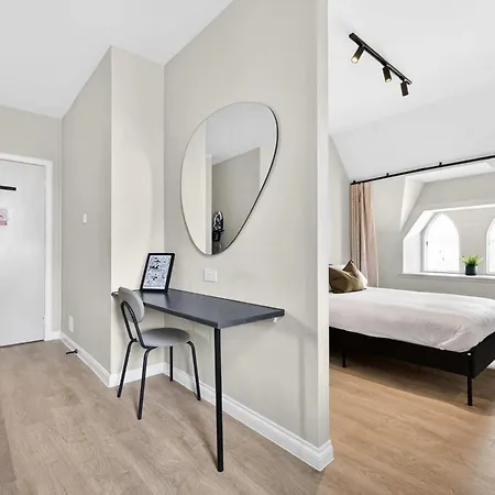 Sanctuary Hotel - En Suite Rooms-2